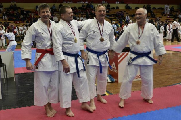 FOTO: Uspešni nastopi karateistov Nm in Črnomlja